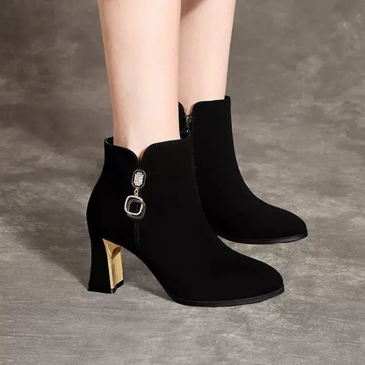 Women's Black Fleece Lined Warm Ankle Boots with Thick Heel — feature 6