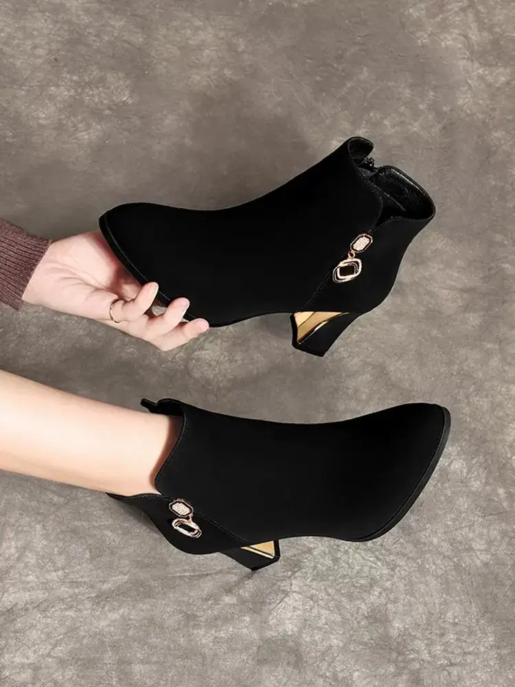 Women's Black Fleece Lined Warm Ankle Boots with Thick Heel — feature 7