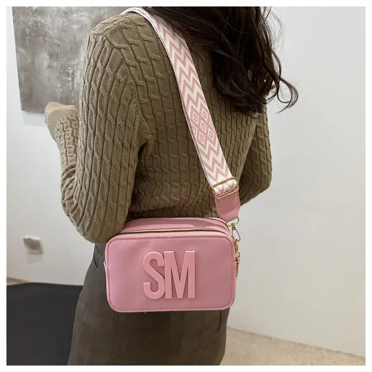 Women Letter Print Shoulder Bag with Zigzag Strap — feature 9