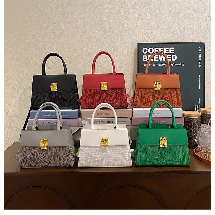 2024 Retro Croc Pattern Women's Handbags — feature 26