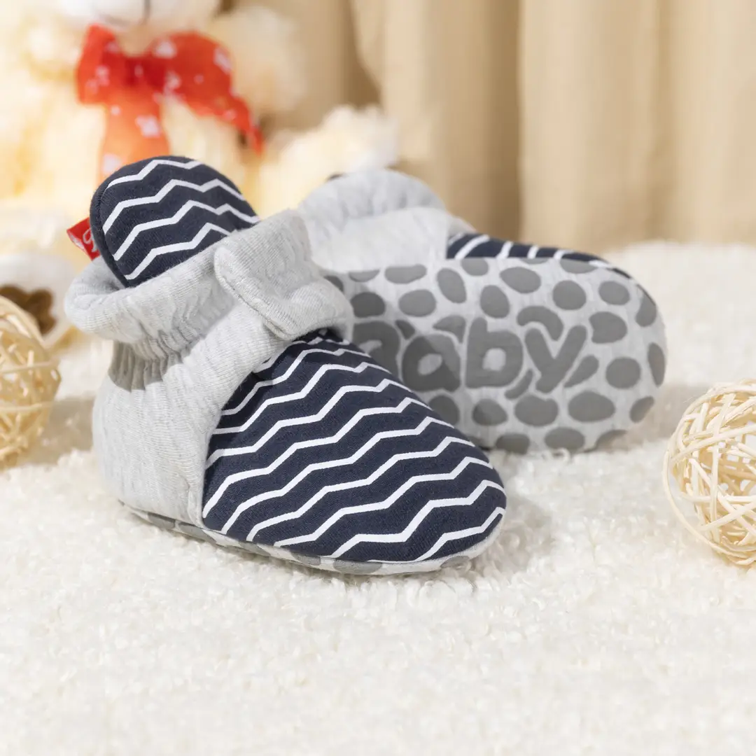2024 cross-border spring and autumn new baby socks shoes striped non-slip soft bottom baby toddler shoes warm shoes do not drop