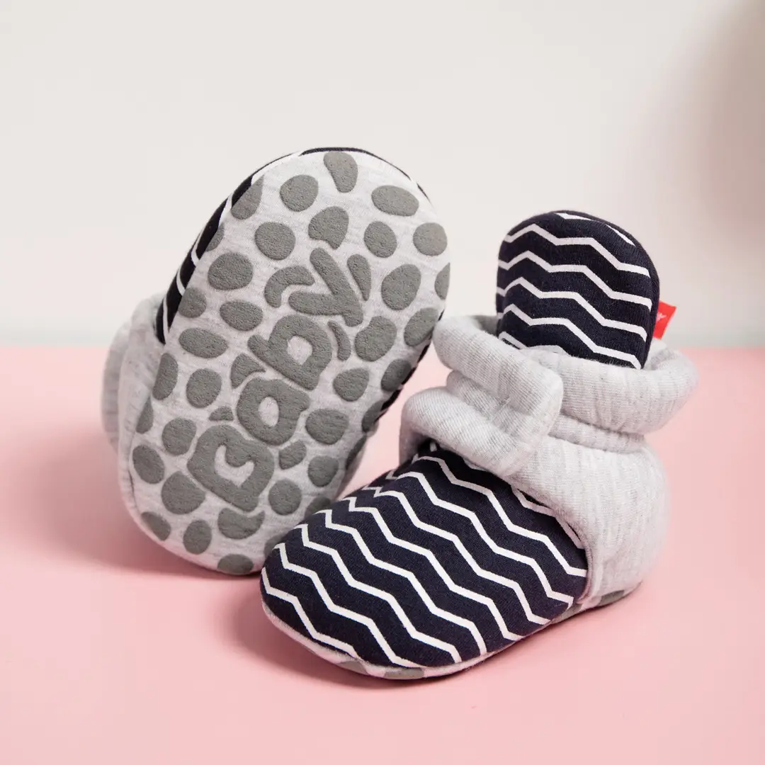 2024 cross-border spring and autumn new baby socks shoes striped non-slip soft bottom baby toddler shoes warm shoes do not drop