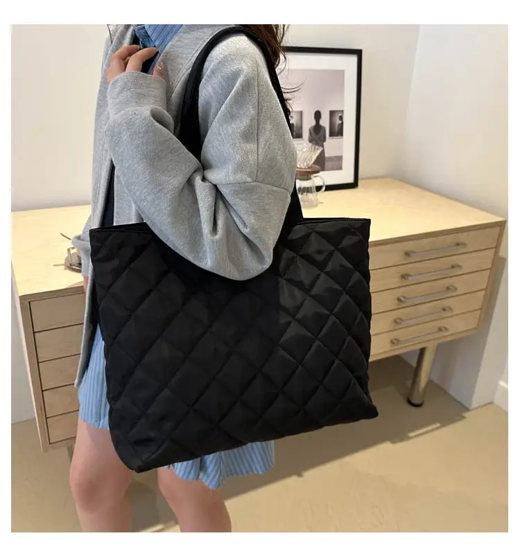 Large Capacity Japanese Korean Diamond Plaid Cotton Tote Bag — feature 16
