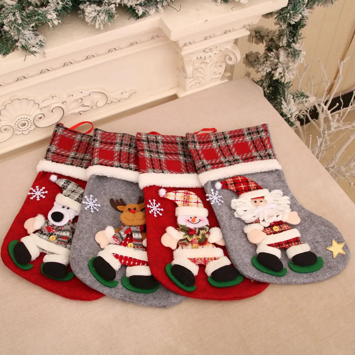 Christmas Doll Socks for Kids Gift Bag — feature 3