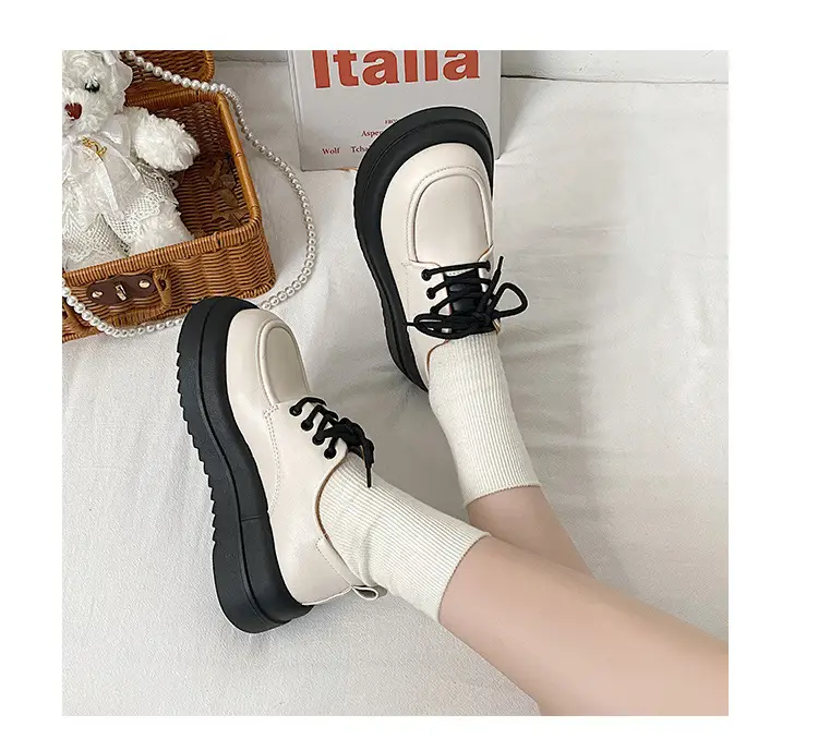 Women British Style Black Leather Muffin Shoes with Thick Bottom — feature 3