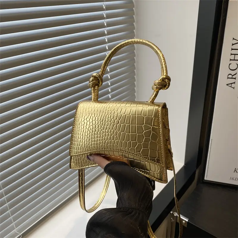 Crocodile Textured Shoulder Bag Women 2024 - Image 5