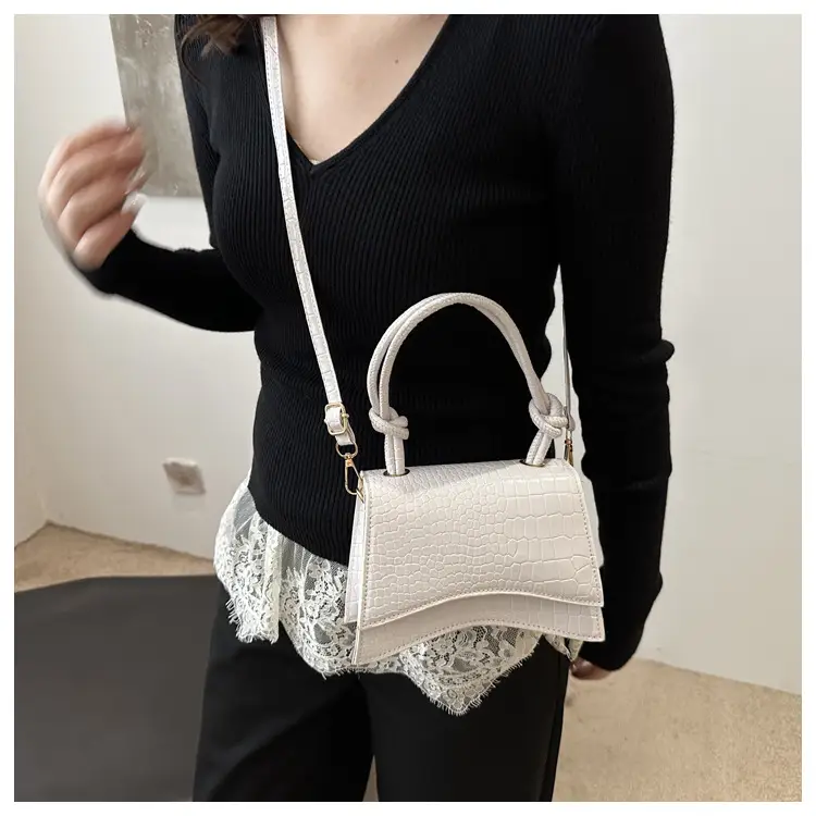 Crocodile Textured Shoulder Bag Women 2024 — feature 13
