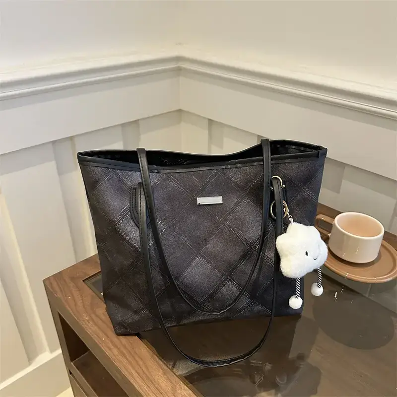 Retro Quilted Shoulder Bag Women 2024 New - Image 11