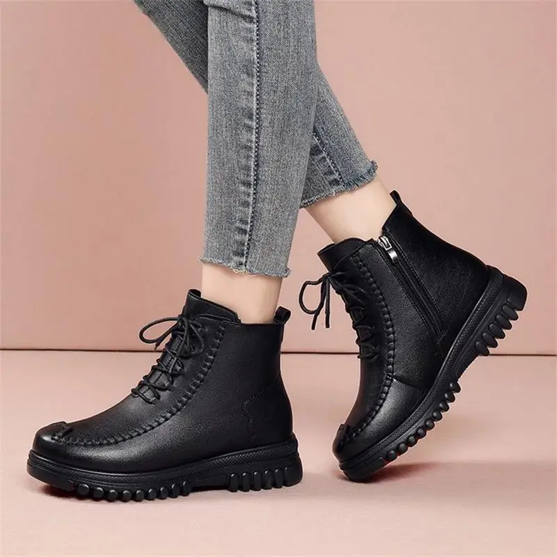 Black Leather Snow Boots with Fleece Lining & Thick Sole - Image 4