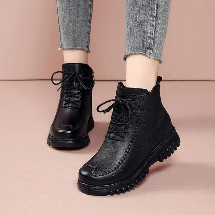 Black Leather Snow Boots with Fleece Lining & Thick Sole — feature 5