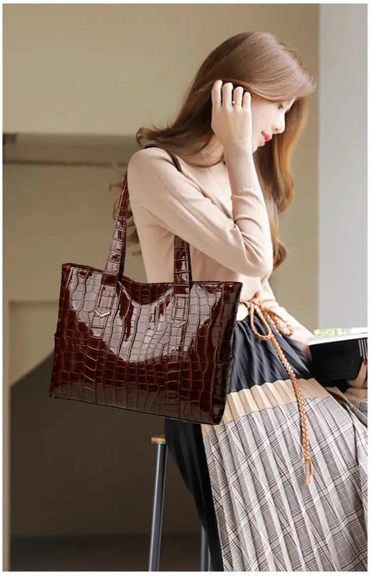 Korean Style Large Capacity Shoulder Tote Bag White — feature 20