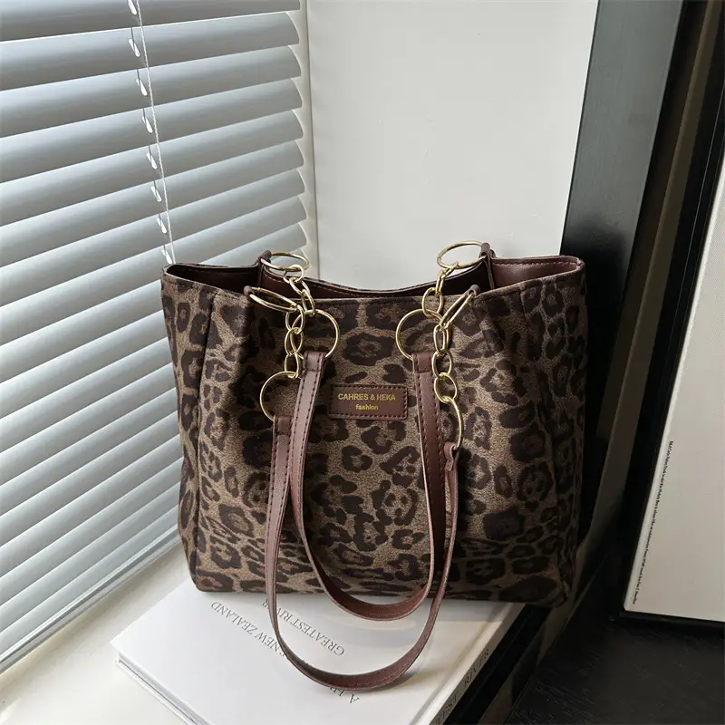 Leopard Print Women's Large Shoulder Bag 2024 - Image 2