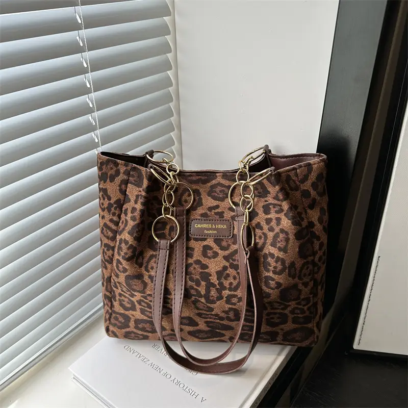 Leopard Print Women's Large Shoulder Bag 2024 - Image 4