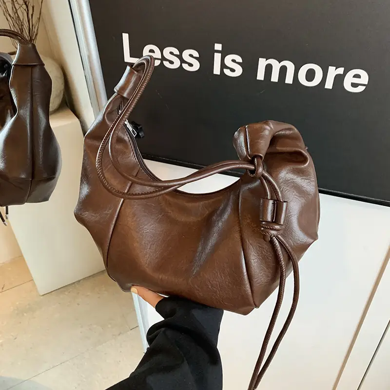 Vintage Brown Leather Shoulder Bag for Women - Image 7