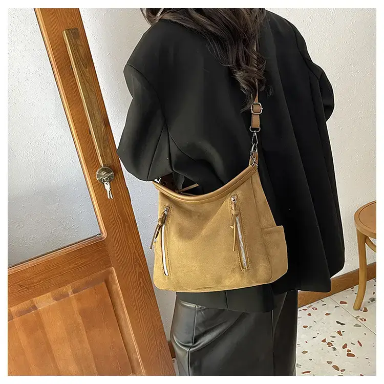 Black Retro Fashion Women's Shoulder Bag 2024 — feature 18
