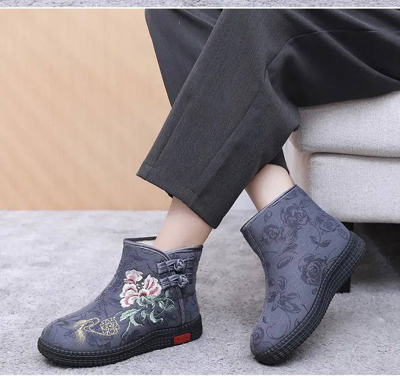 Winter Old Beijing Cloth Shoes Women's Cotton Shoes Ethnic Style Short Boots fleece-lined Warm Mother Shoes Chinese Style Embroidered Women's Cotton Boots — feature 21