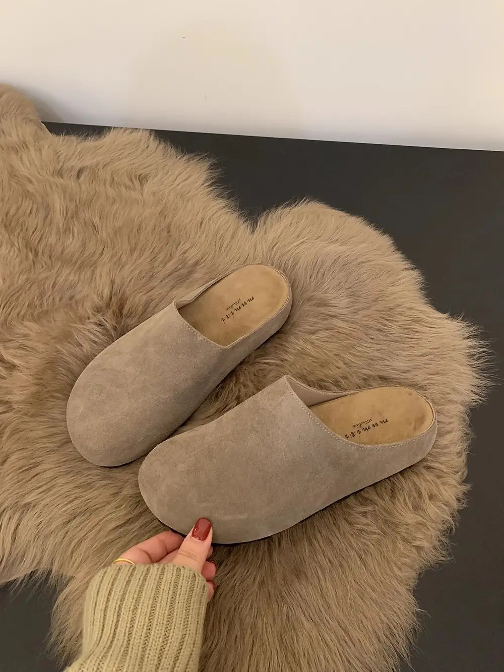 French Style Vintage Slip-On Flats for Women 2024 — feature 12