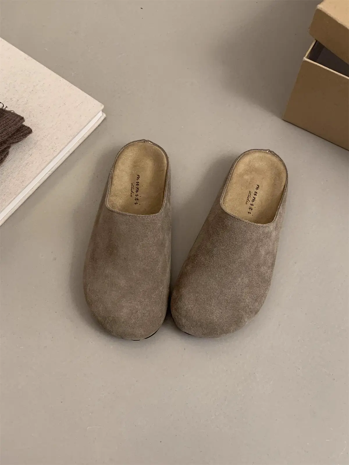French Style Vintage Slip-On Flats for Women 2024 — feature 8