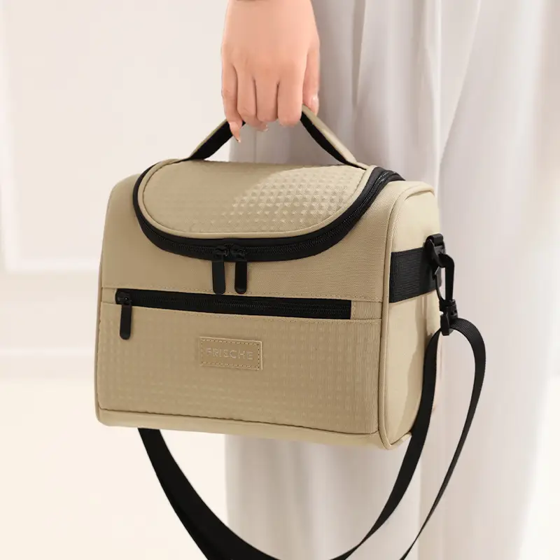 Portable Lunch Bag with Curved Ice Cover for Office Students