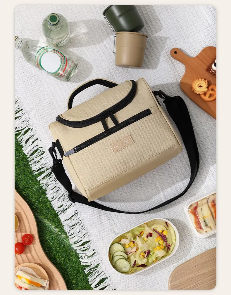 Portable Lunch Bag with Curved Ice Cover for Office Students — feature 21