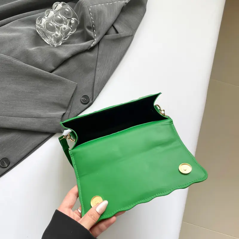 Green Quilted Crossbody Handbag for Women