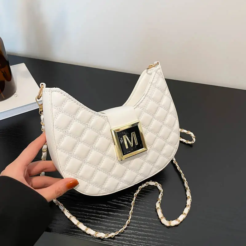 Pink Diamond Chain Shoulder Bag for Women 2024 - Image 6