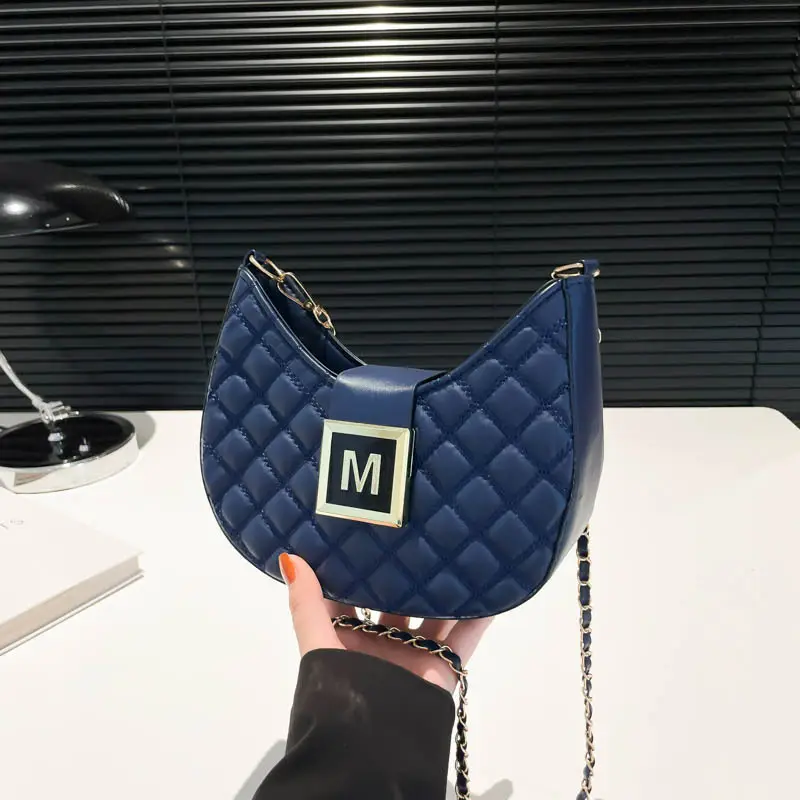 Pink Diamond Chain Shoulder Bag for Women 2024 - Image 7