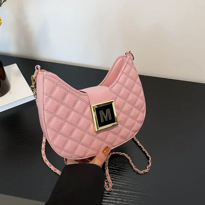 Pink Diamond Chain Shoulder Bag for Women 2024 - Image 8