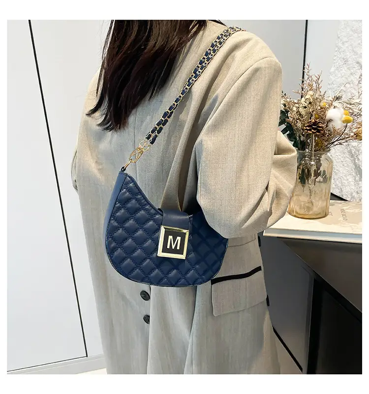 Pink Diamond Chain Shoulder Bag for Women 2024 — feature 18