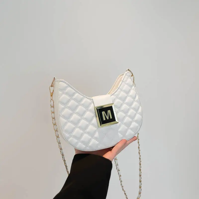 Pink Diamond Chain Shoulder Bag for Women 2024 - Image 4