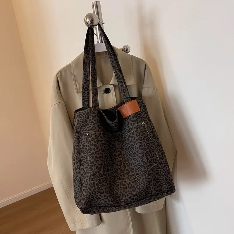 Leopardo Print Large Capacity Women's Tote Bag - Image 5