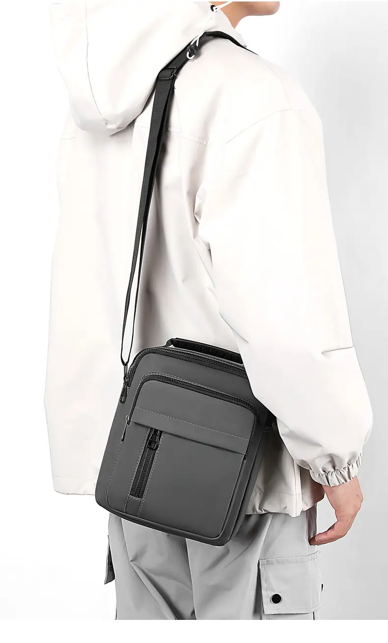 Business Commuter Chest Bag Large Capacity Outdoor Sports Crossbody Bag — feature 15