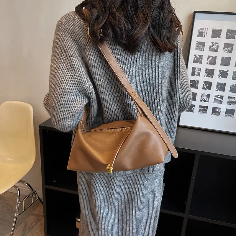 Women's Brown Leather Shoulder Bag with Gold Clasp