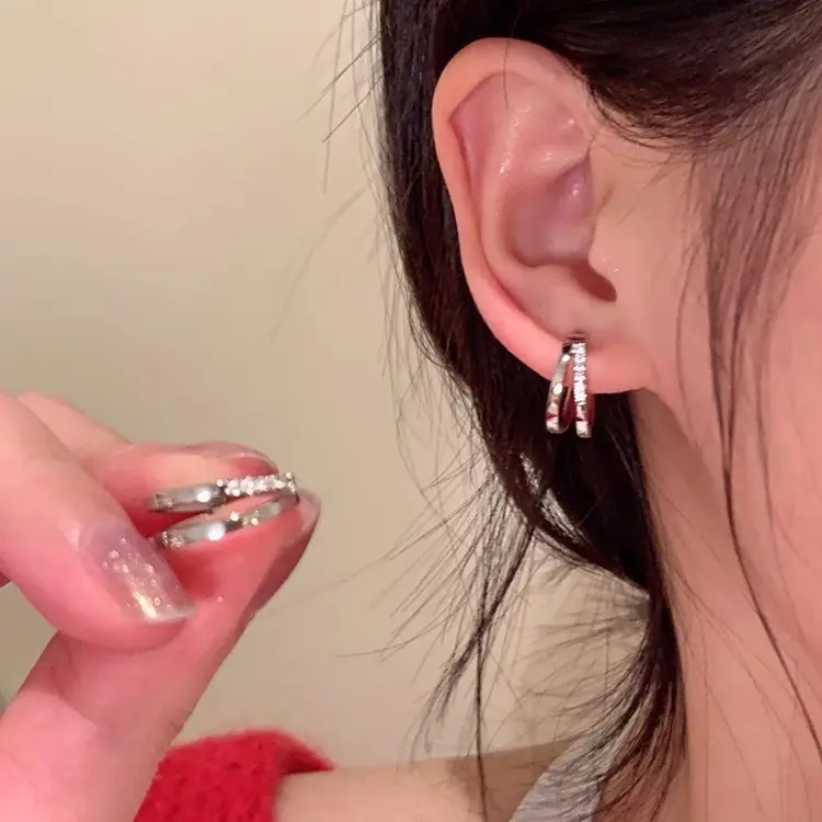 S925 silver needle European and American exaggerated plain ring earrings women's high-end light luxury Joker simple temperament earrings wholesale — feature 46
