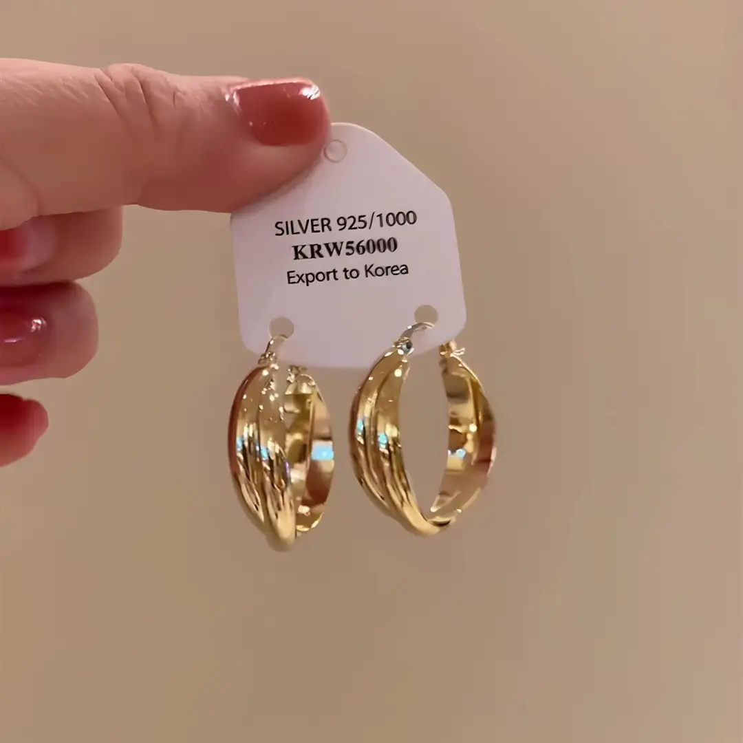 S925 silver needle European and American exaggerated plain ring earrings women's high-end light luxury Joker simple temperament earrings wholesale
