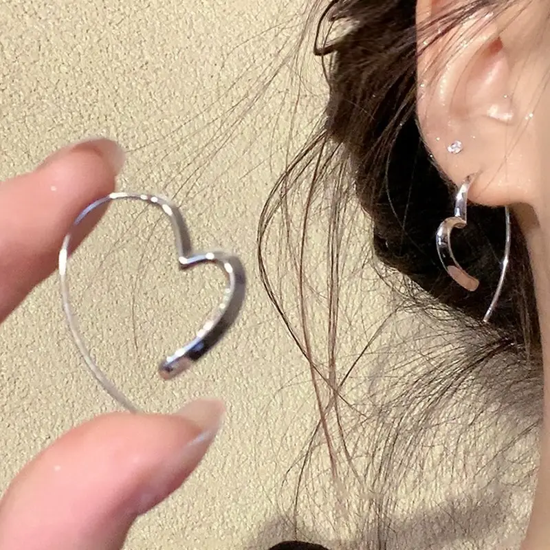 S925 silver needle European and American exaggerated plain ring earrings women's high-end light luxury Joker simple temperament earrings wholesale