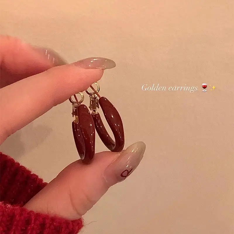 S925 silver needle European and American exaggerated plain ring earrings women's high-end light luxury Joker simple temperament earrings wholesale