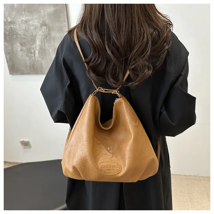Women's Brown Leather Retro Tote Bag Large Capacity Travel Backpack — feature 18