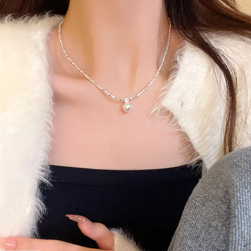 Feminine Pearl Clavicle Necklace with Broken Silver Finish - Image 36