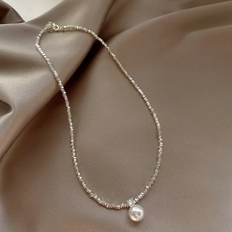 Feminine Pearl Clavicle Necklace with Broken Silver Finish - Image 37