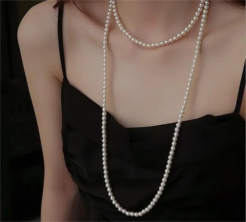 Feminine Pearl Clavicle Necklace with Broken Silver Finish - Image 21