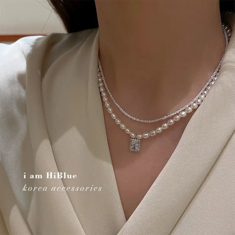 Feminine Pearl Clavicle Necklace with Broken Silver Finish - Image 28