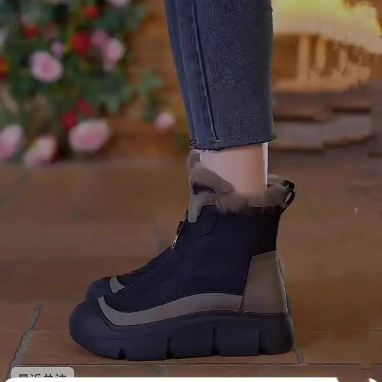 Thickened Cotton Shoes for Women, Versatile New Style, Fleece-Lined, Thick-Soled, Fashionable Martin Boots, Casual, Comfortable, Non-Slip, Retro Snow Boots for Women — feature 5