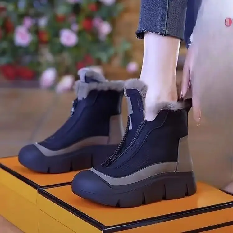 Thickened Cotton Shoes for Women, Versatile New Style, Fleece-Lined, Thick-Soled, Fashionable Martin Boots, Casual, Comfortable, Non-Slip, Retro Snow Boots for Women — feature 7