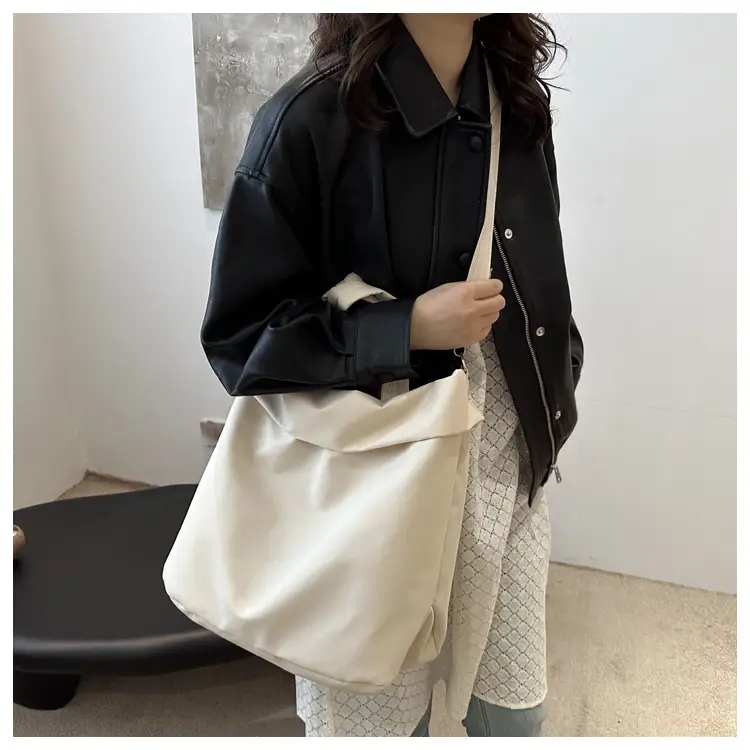 New Casual Nylon Tote Bag Grey Large Capacity 2024 — feature 17