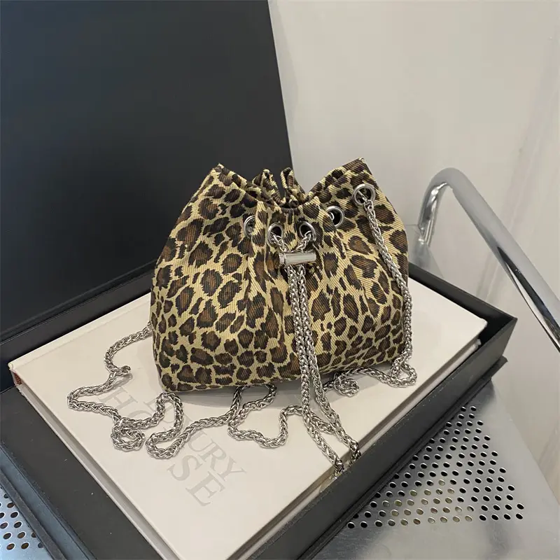 Women's Leopard Print Crossbody Bag 2024 Winter - Image 4