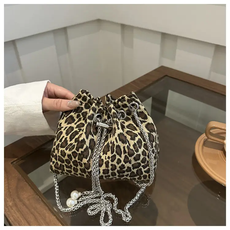 Women's Leopard Print Crossbody Bag 2024 Winter — feature 13