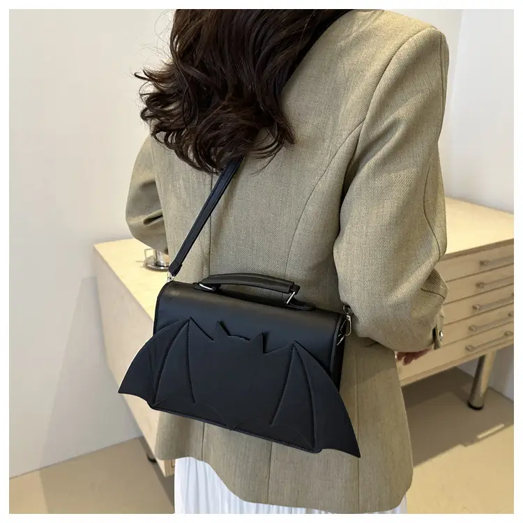 Red Bat Design Shoulder Bag for Women 2024 — feature 17