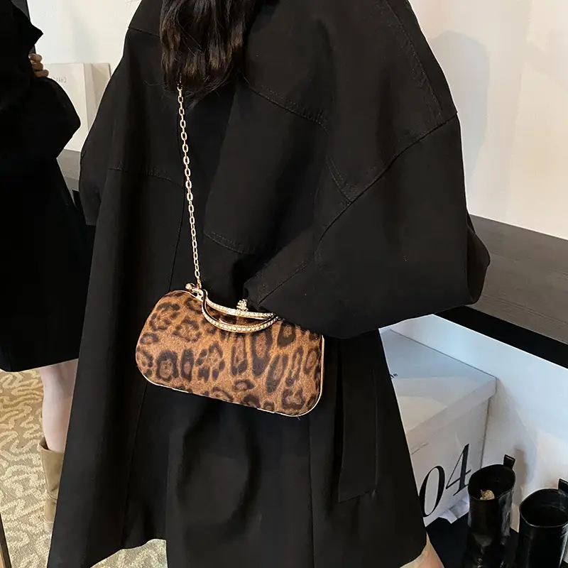 Leopard Print Chain Shoulder Bag Women 2024