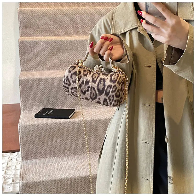 Leopard Print Chain Shoulder Bag Women 2024 — feature 18
